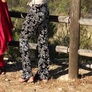 Billabong velvet pants